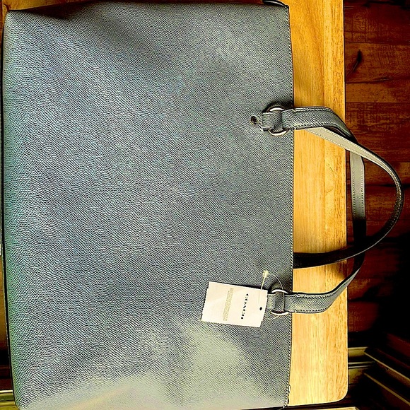 Coach Gorgeous Baby Blue leather tote! - Picture 2 of 6